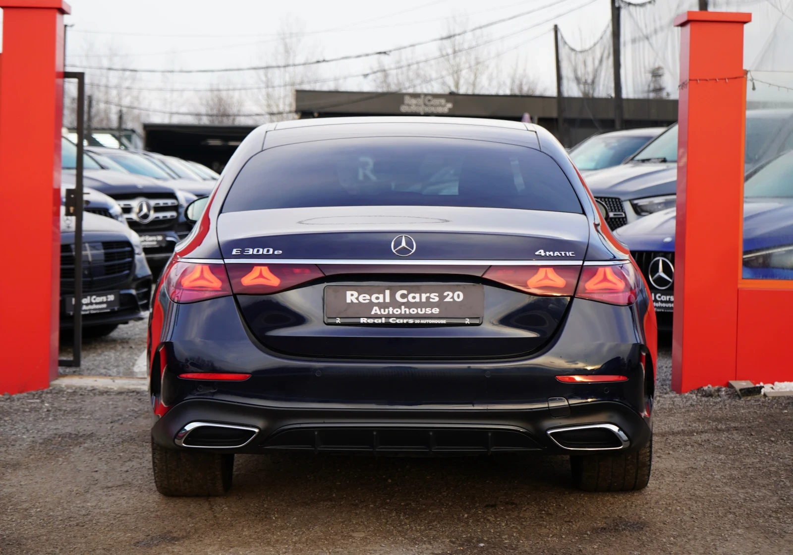 Mercedes-Benz E 300 � 4�* AMG* HYPERSCRENN* 360* KEYLESS* BURMESTER | Mobile.bg � ����������� 5