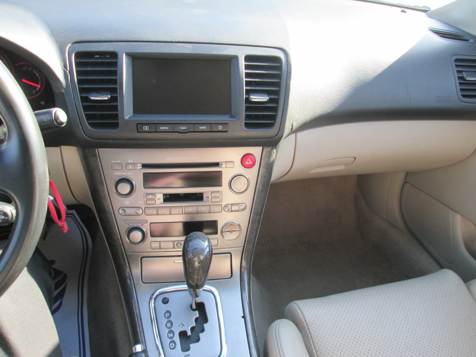 Subaru Legacy 3.0I 4x4-GAZ, снимка 12 - Автомобили и джипове - 53762936