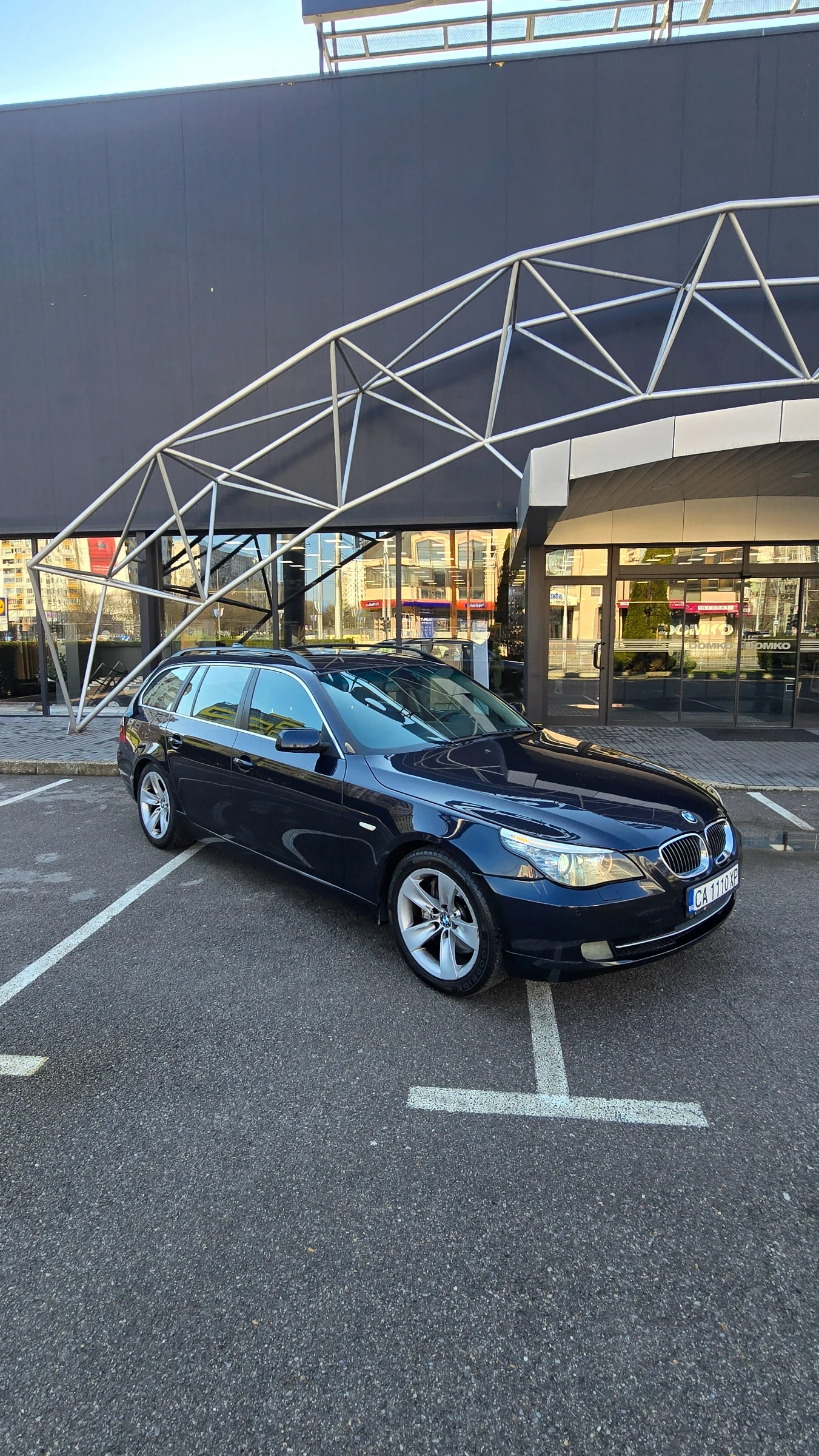 BMW 530 SAT, снимка 5 - Автомобили и джипове - 54103351