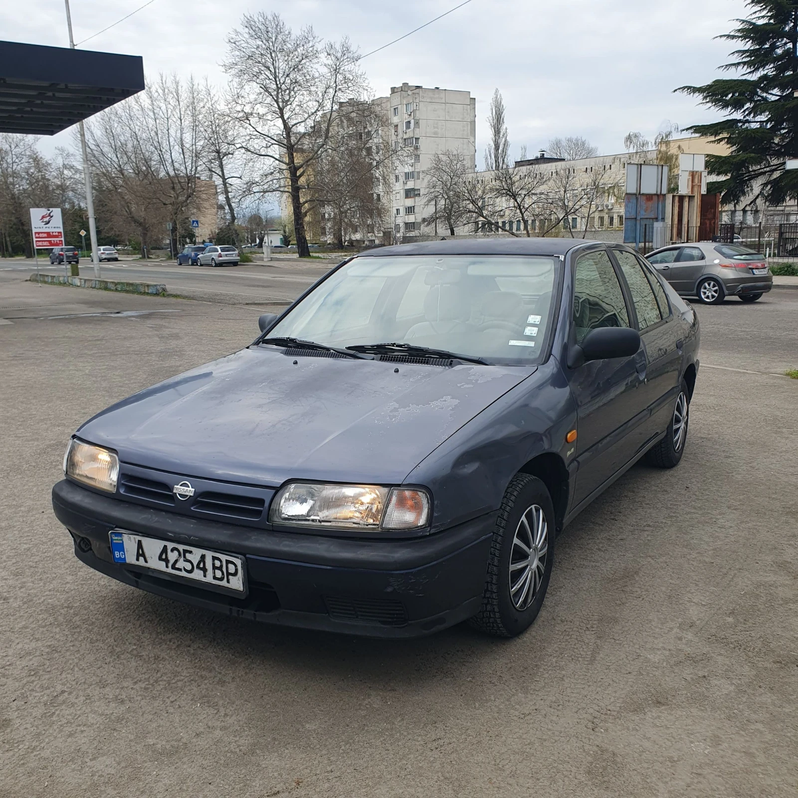 Nissan Primera 1.6 16V Газ/Бензин, снимка 7 - Автомобили и джипове - 54153518