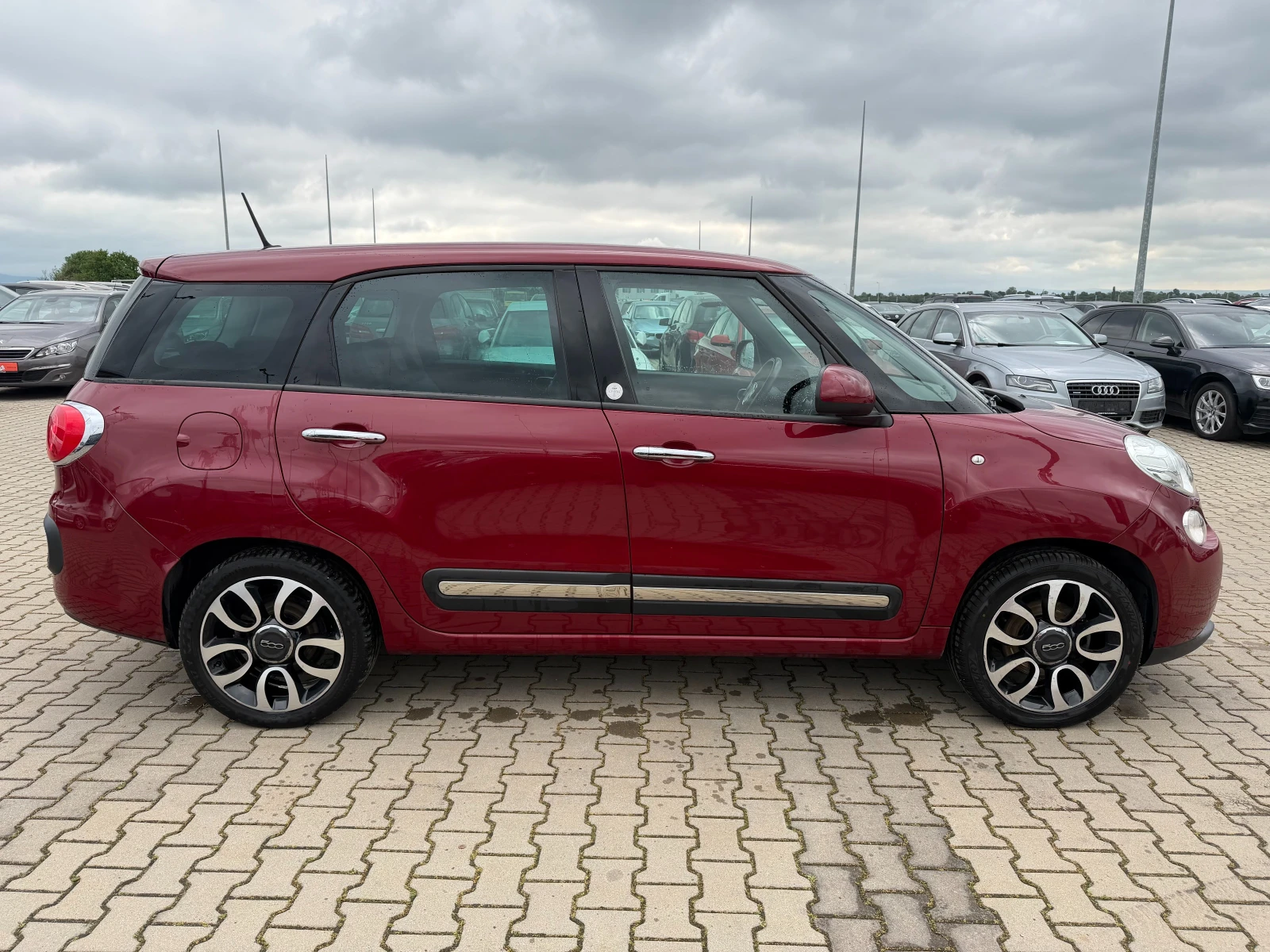 Fiat 500L 1.3MJET AVTOMAT/NAVI 6+ 1 EURO 5, снимка 5 - Автомобили и джипове - 54594836