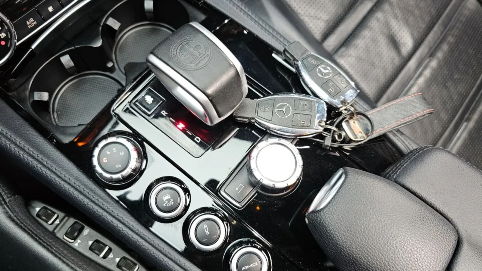 Mercedes-Benz CLS 63 AMG | ������� | ��������� | �������� | Mobile.bg � ����������� 11