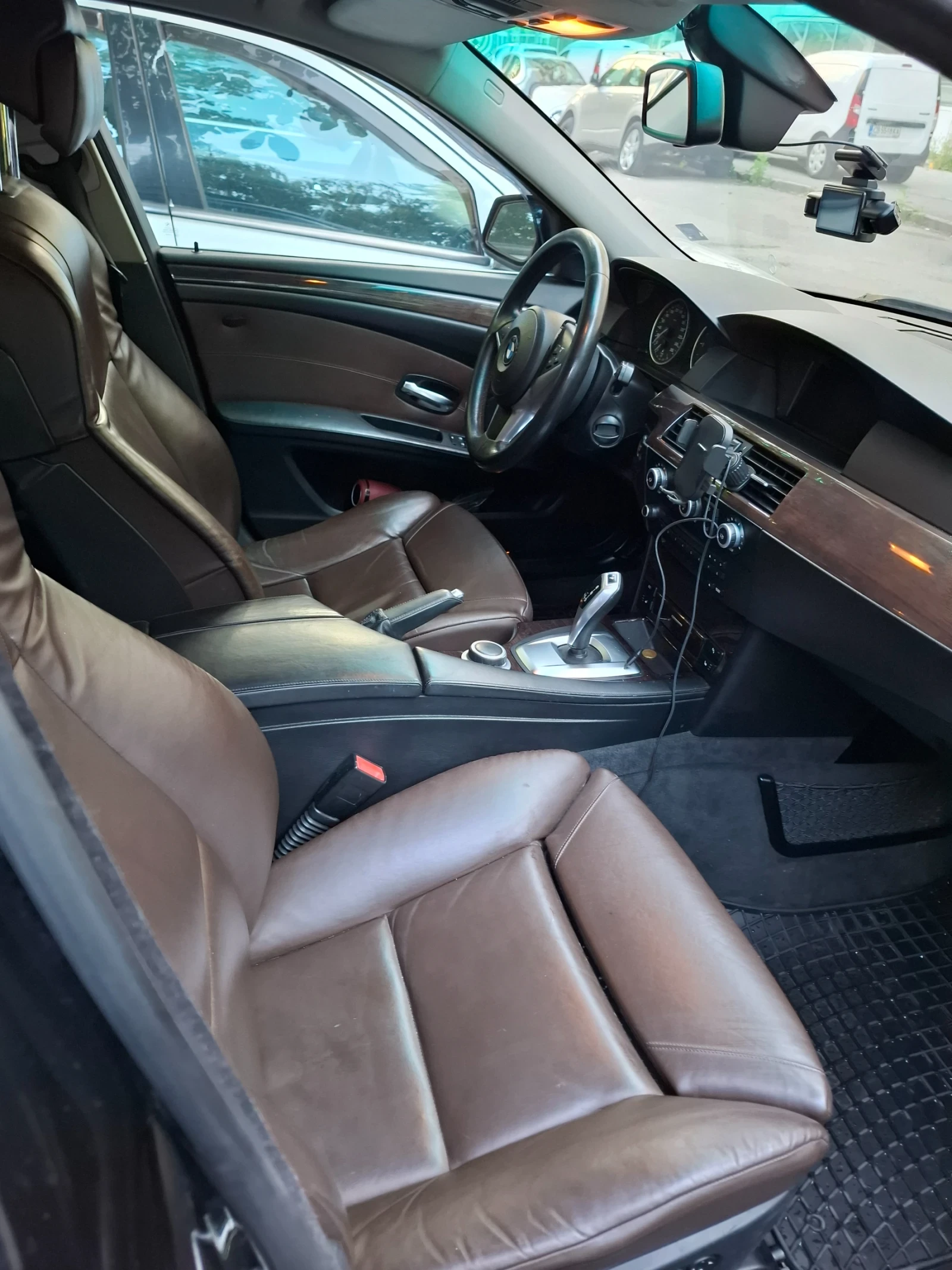 BMW 530 Е61 XDrive L пакет, снимка 9 - Автомобили и джипове - 54825551