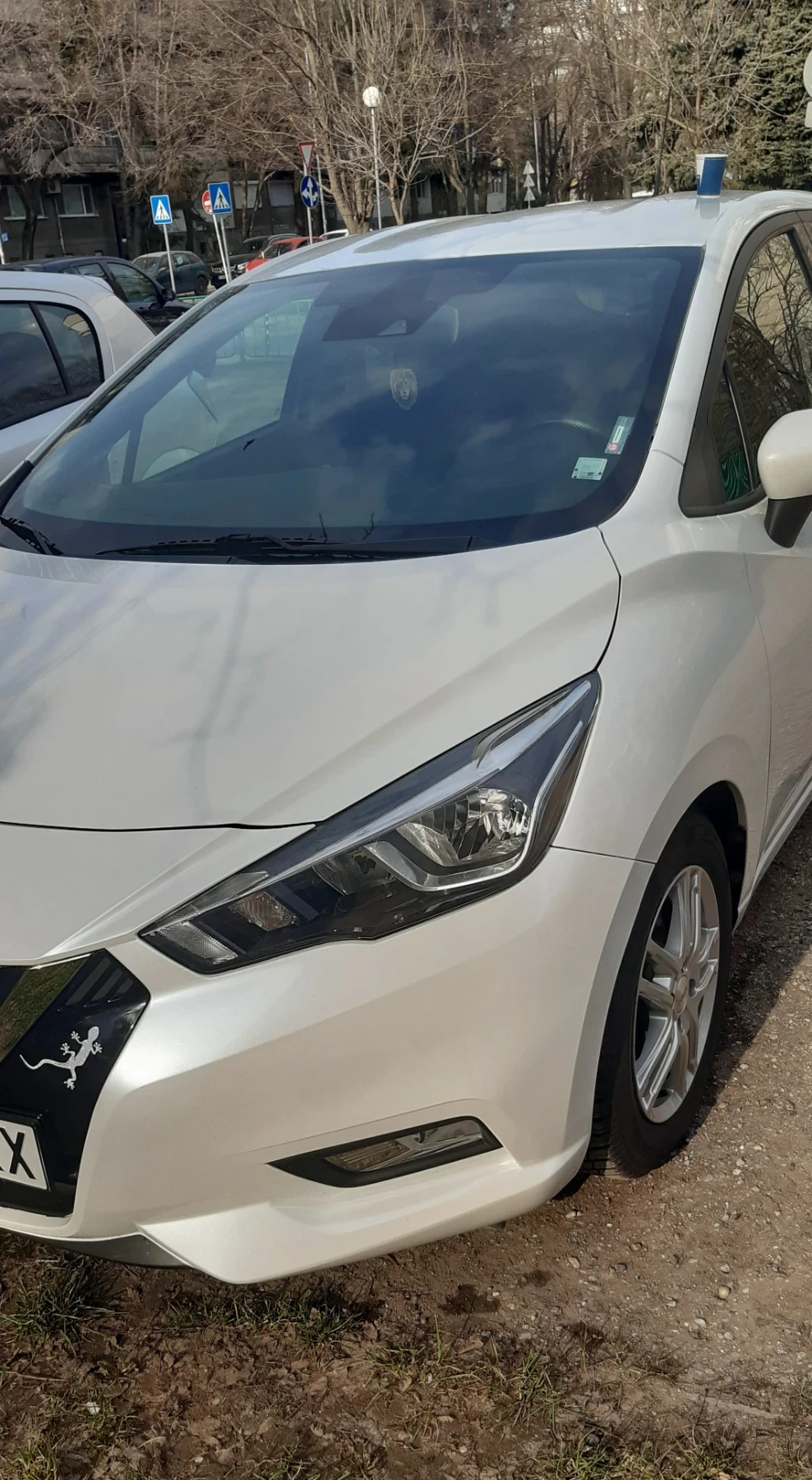 Nissan Micra 0.9