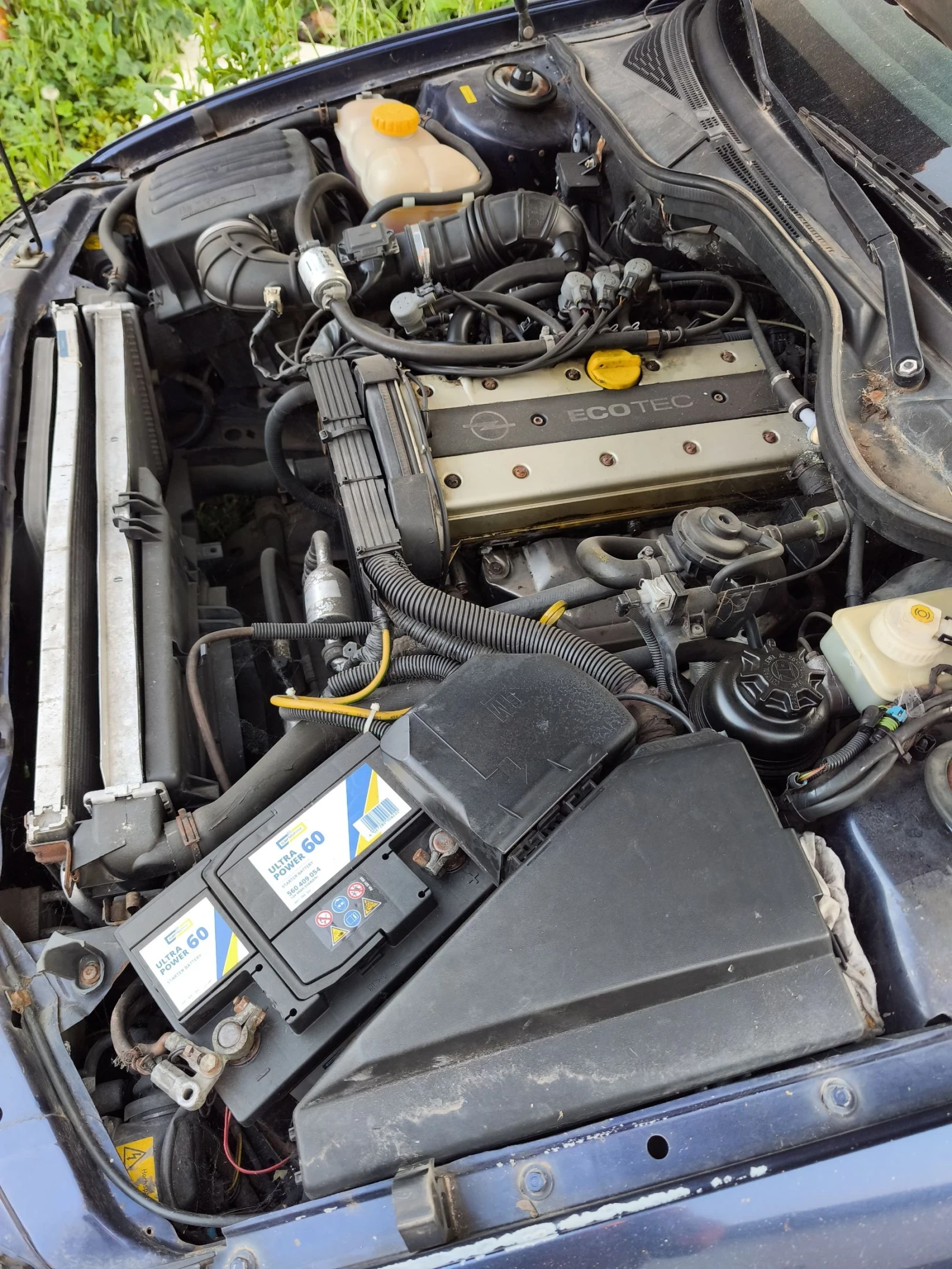 Opel Omega, снимка 6 - Автомобили и джипове - 55052175