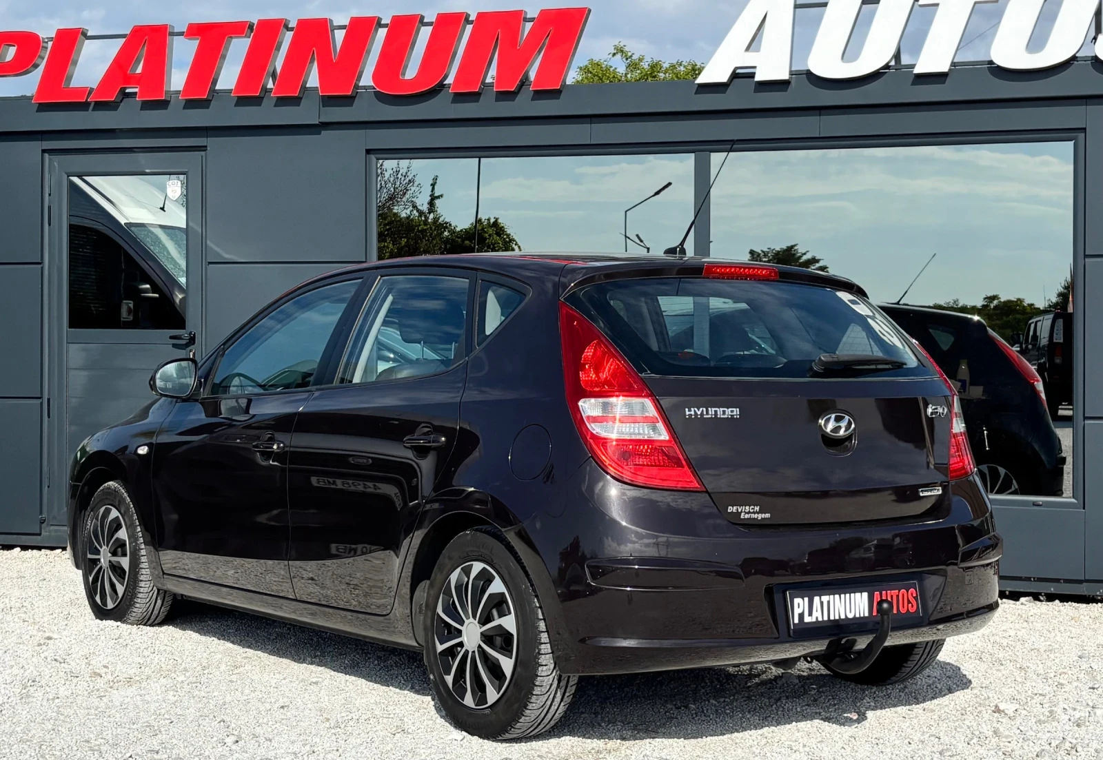 Hyundai I30 1.6CRDI/КЛИМАТИК/КСЕНОН/КОЖА, снимка 9 - Автомобили и джипове - 55428325
