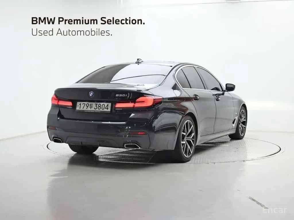 BMW 520 * 520i M Sport * CARFAX * ЦЕНА ДО БГ, снимка 2 - Автомобили и джипове - 55509905