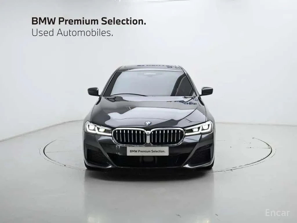 BMW 520 * 520i M Sport * CARFAX * ЦЕНА ДО БГ, снимка 3 - Автомобили и джипове - 55509905