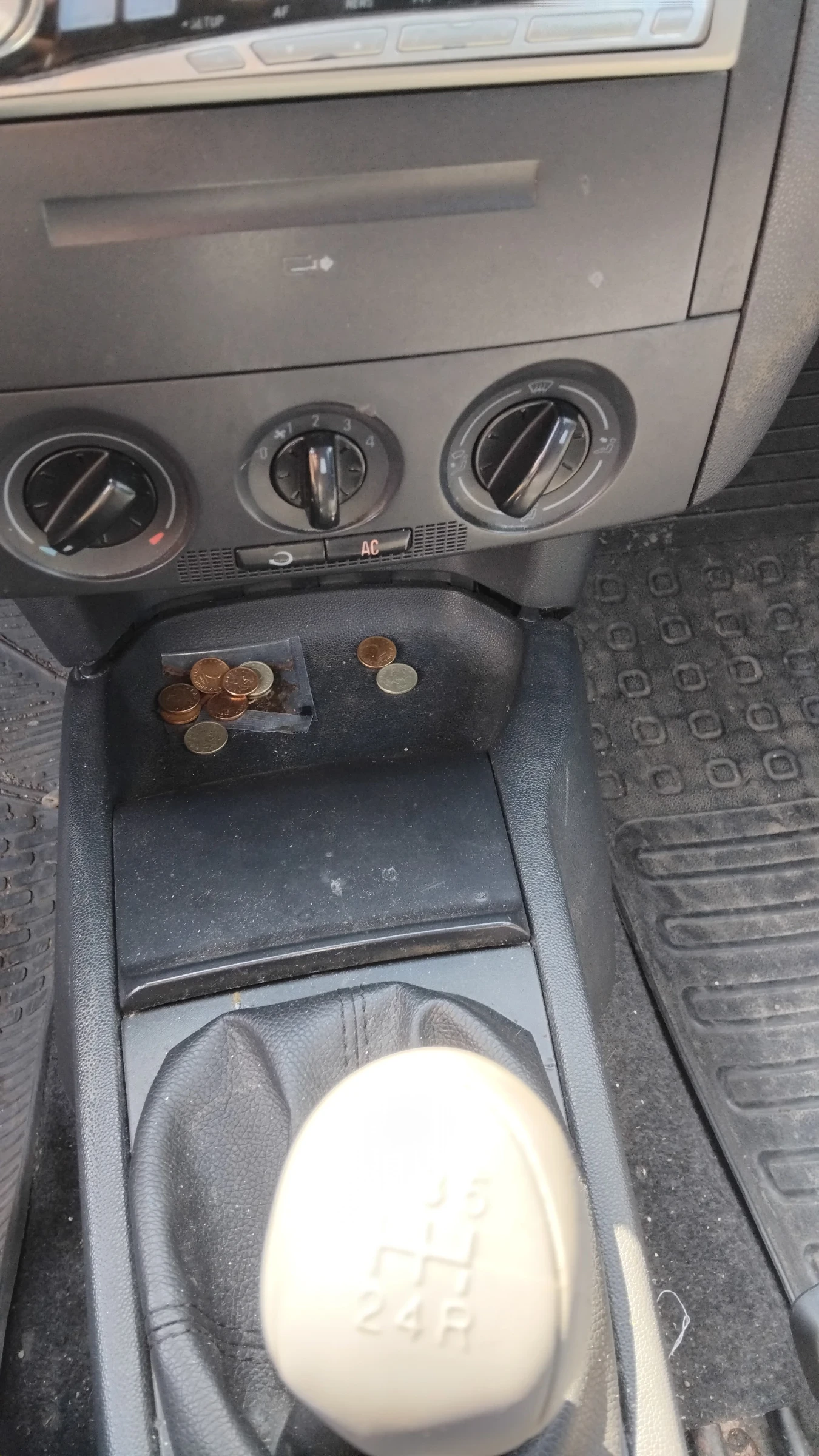 Skoda Fabia | Mobile.bg � ����������� 12