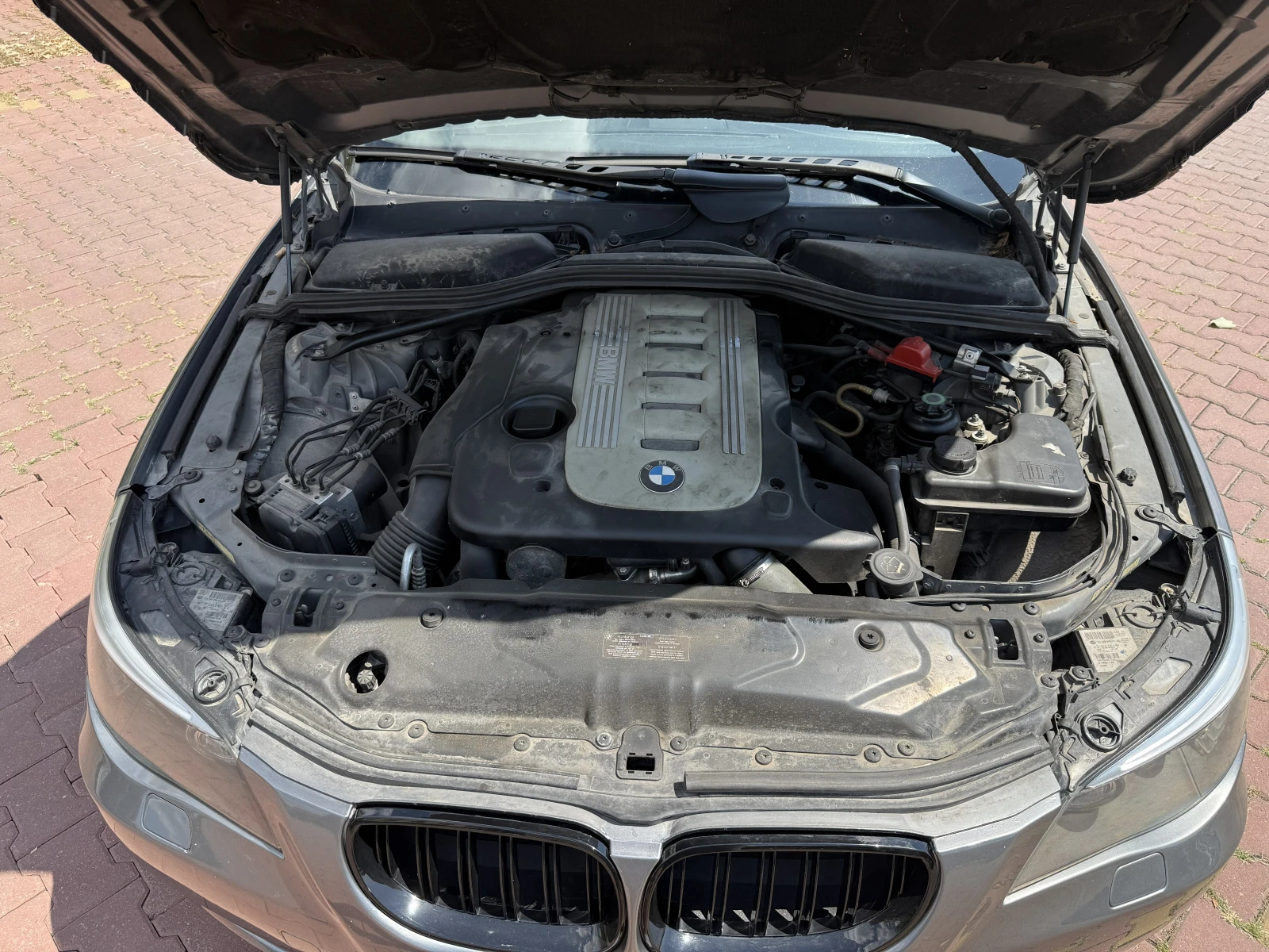 BMW 530 XDrive Facelift, снимка 11 - Автомобили и джипове - 55687892