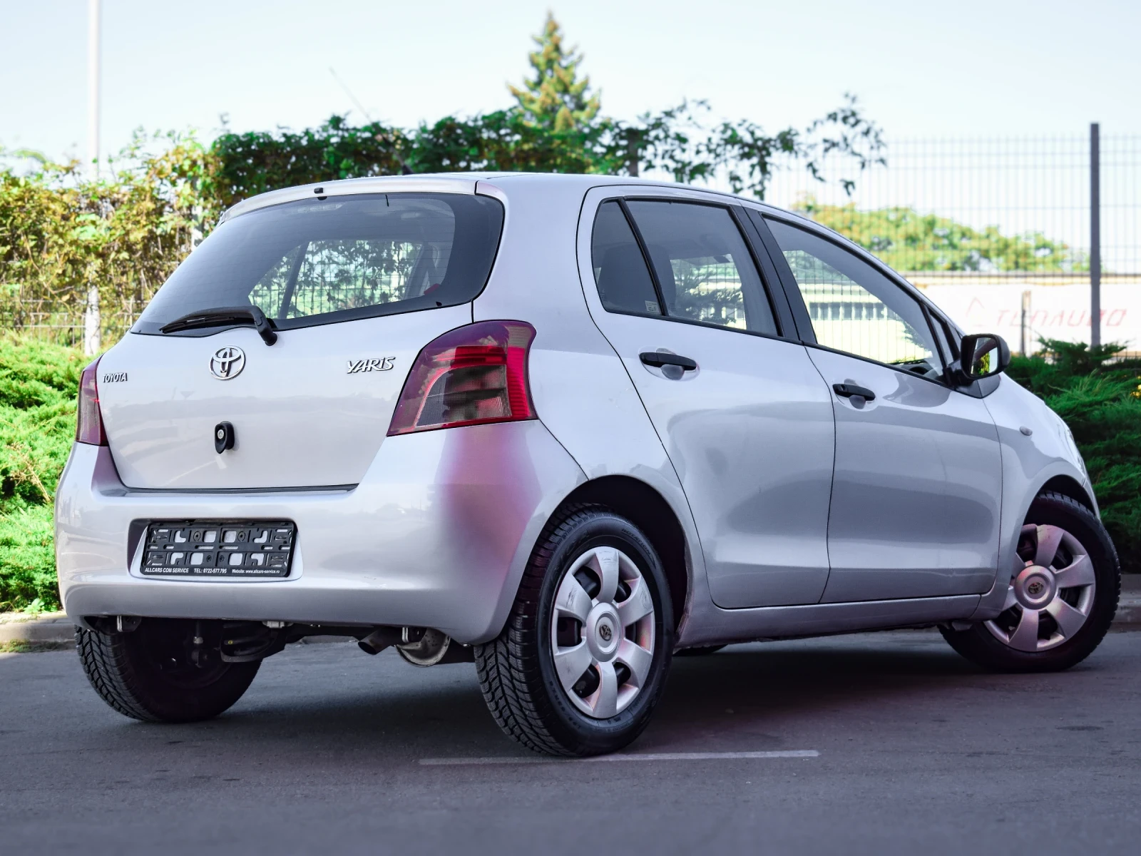 Toyota Yaris 1.3VVT-i/��������/87�.�/98.531��.��/������/4 ����� | Mobile.bg � ����������� 8