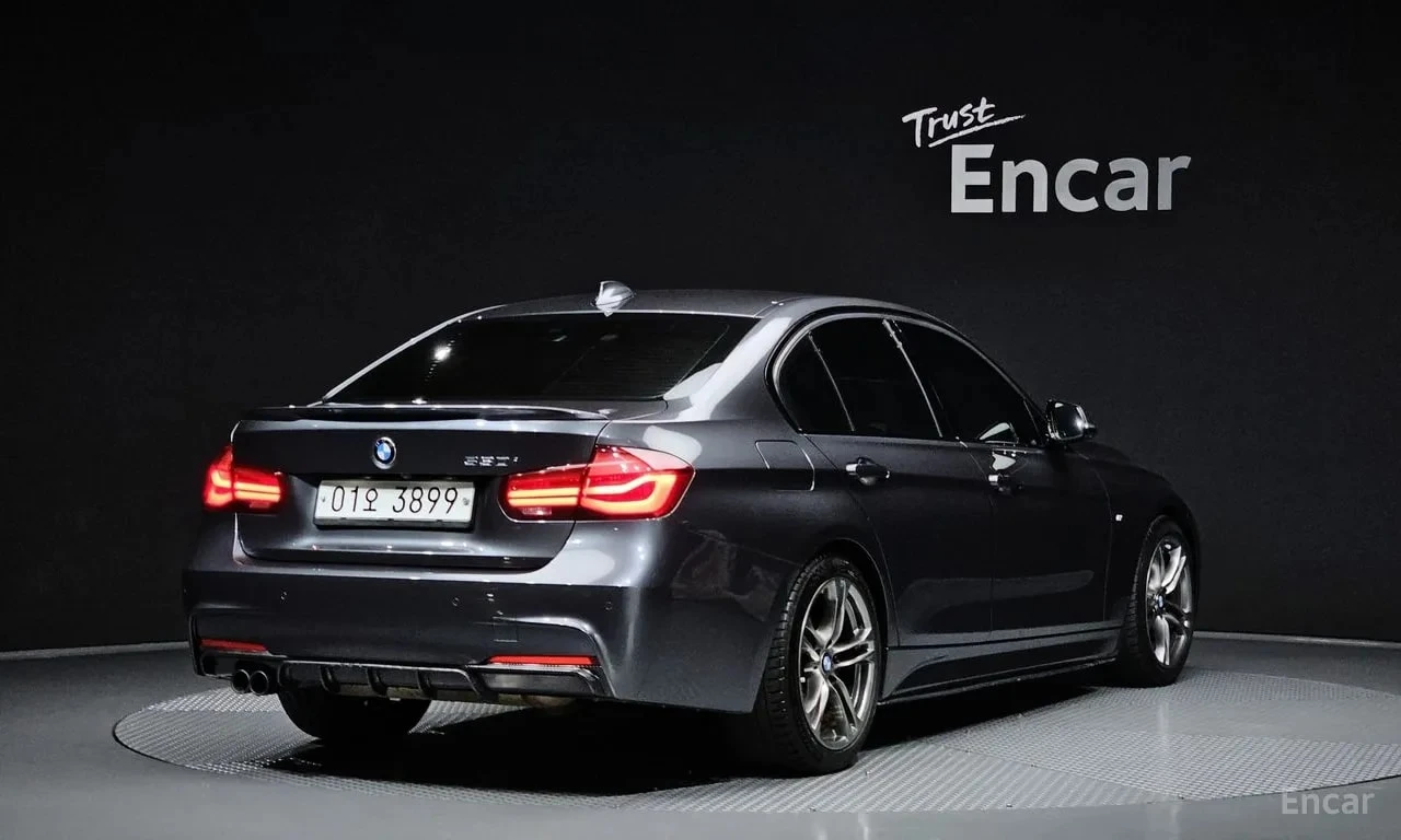 BMW 330 M Sport | Shadow | HUD | Цена до България, снимка 2 - Автомобили и джипове - 55982275