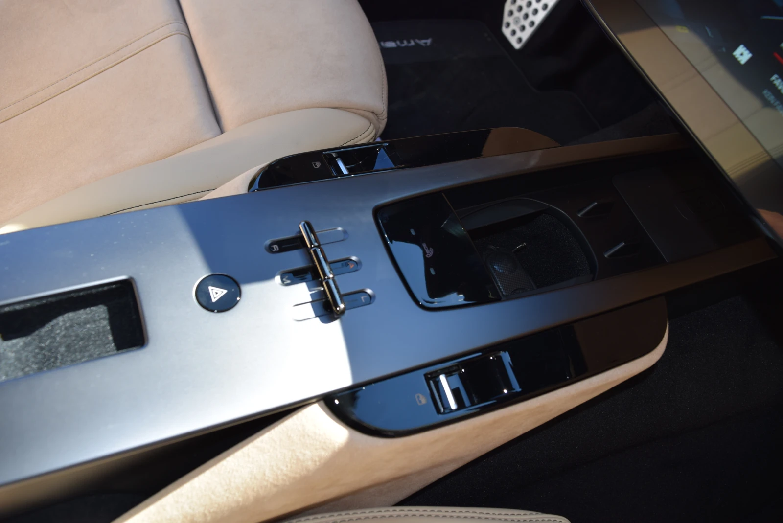 Ferrari Roma Amalfi, снимка 12 - Автомобили и джипове - 56346867