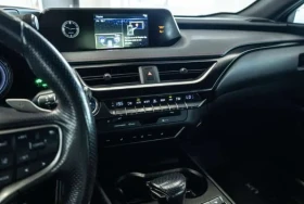 Lexus UX 250h * АВТОКРЕДИТ БЕЗ ПЪРВОНАЧАЛНА ВНОСКА* , снимка 9