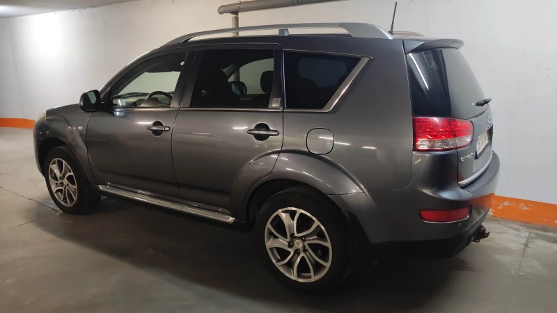 Citroen C-Crosser, снимка 3 - Автомобили и джипове - 52631093