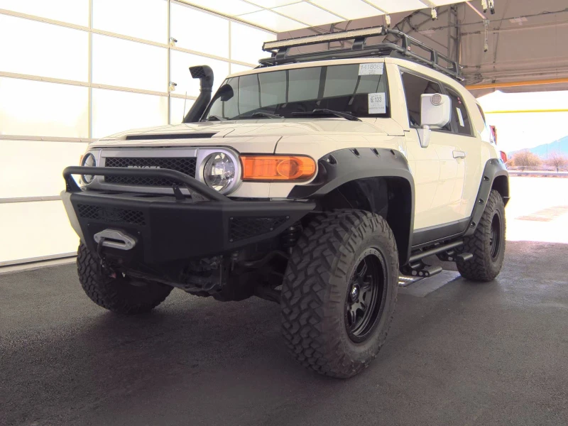 Toyota Fj cruiser 2012 Toyota FJ Cruiser wRear Doors, снимка 4 - Автомобили и джипове - 52648362