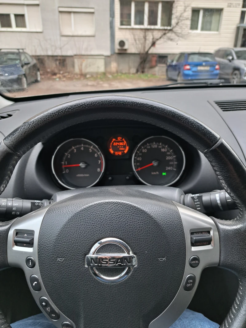 Nissan Qashqai, снимка 3 - Автомобили и джипове - 53058024
