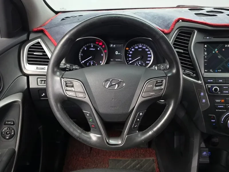 Hyundai Santa fe 2.0 CRDi 4WD - САМО 30% АВАНС, снимка 13 - Автомобили и джипове - 56021695