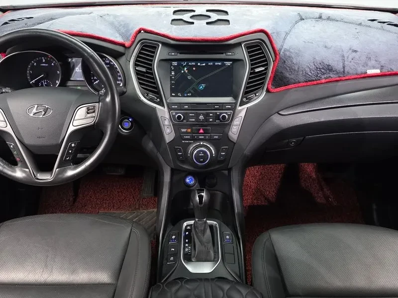 Hyundai Santa fe 2.0 CRDi 4WD - САМО 30% АВАНС, снимка 7 - Автомобили и джипове - 56021695