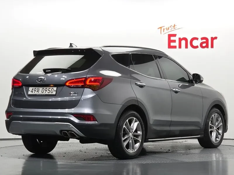 Hyundai Santa fe 2.0 CRDi 4WD - САМО 30% АВАНС, снимка 2 - Автомобили и джипове - 56021695
