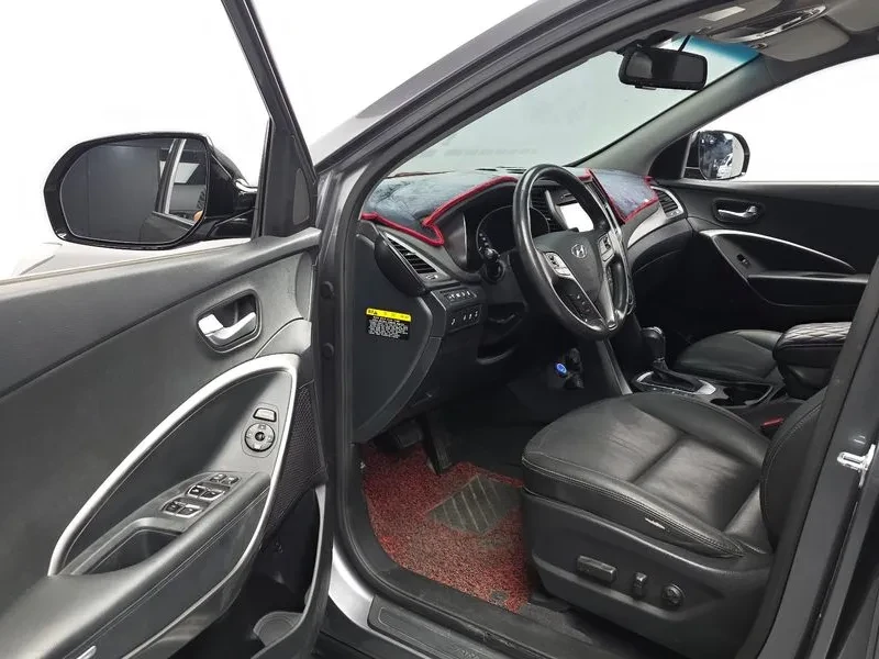 Hyundai Santa fe 2.0 CRDi 4WD - САМО 30% АВАНС, снимка 10 - Автомобили и джипове - 56021695
