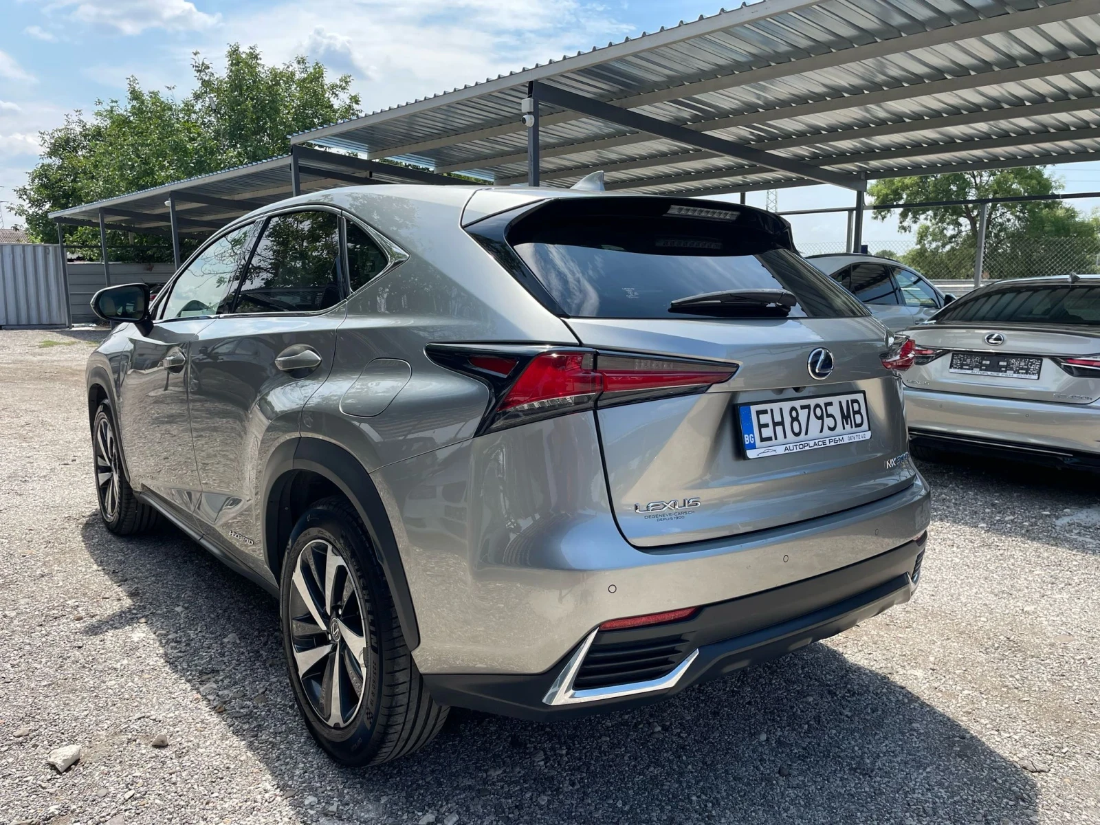 Lexus NX 300h Facelift/Luxury/360Camera/Navi/BSM/Panorama/HUD - изображение 7