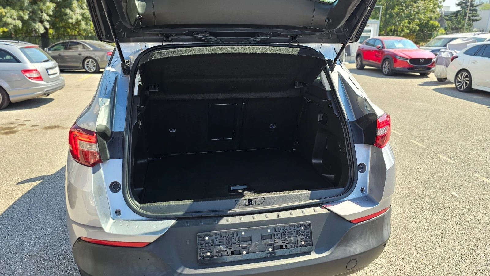 Opel Grandland X 1.6 CDTI Като нова  - изображение 9