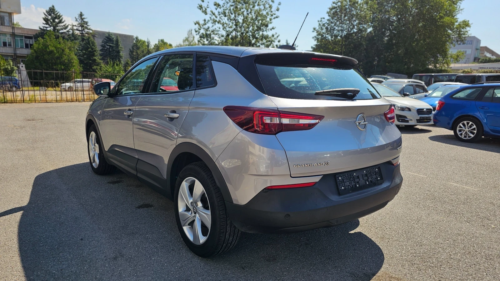 Opel Grandland X 1.6 CDTI Като нова  - изображение 4