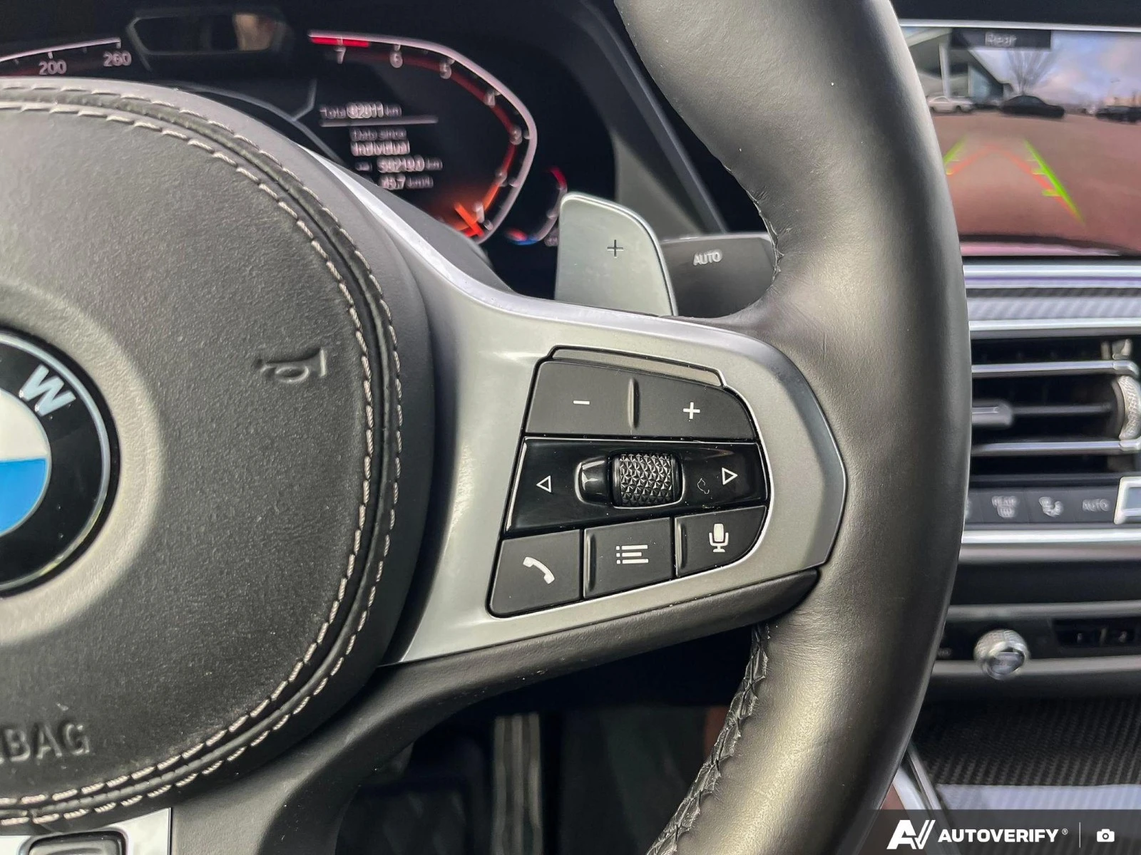 BMW X6 * М-Package* * HeadUp* AвтоКредит* (ЦЕНА ДО БГ), снимка 14 - Автомобили и джипове - 54123741