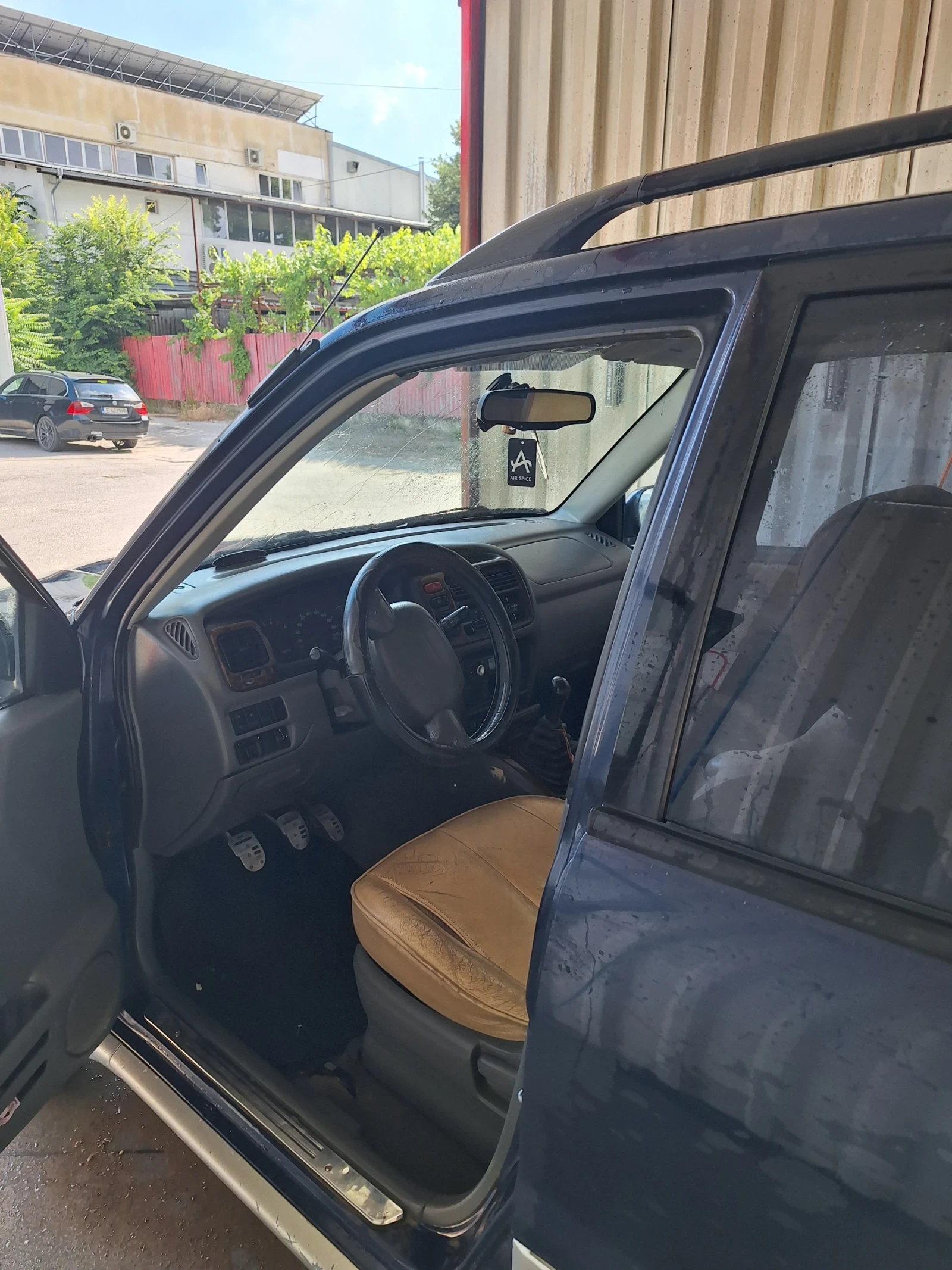 Suzuki Grand vitara, снимка 5 - Автомобили и джипове - 54917303