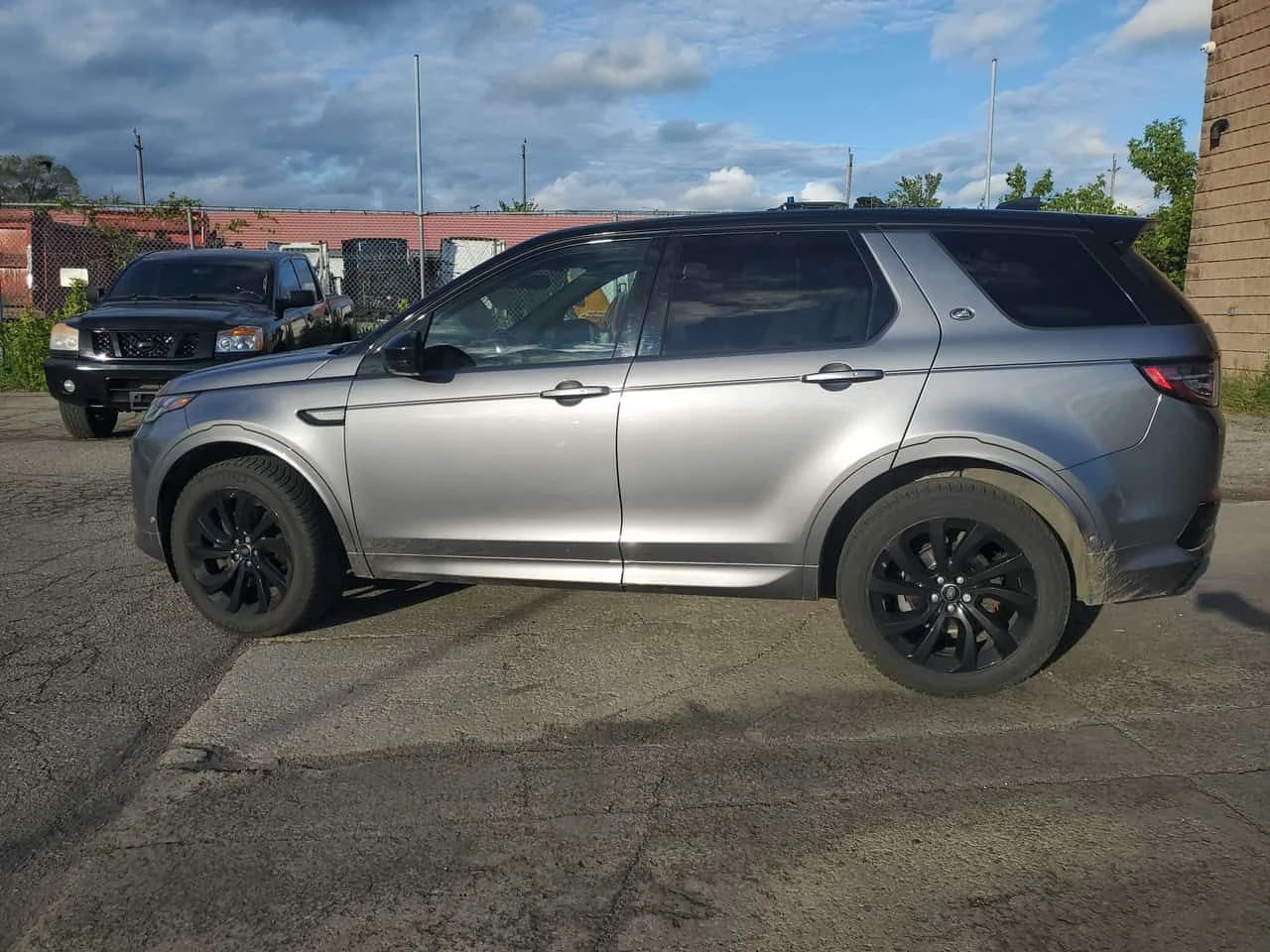 Land Rover Discovery Sport * R Dynamic SE * CARFAX * ����� �� ����������� | Mobile.bg � ����������� 2