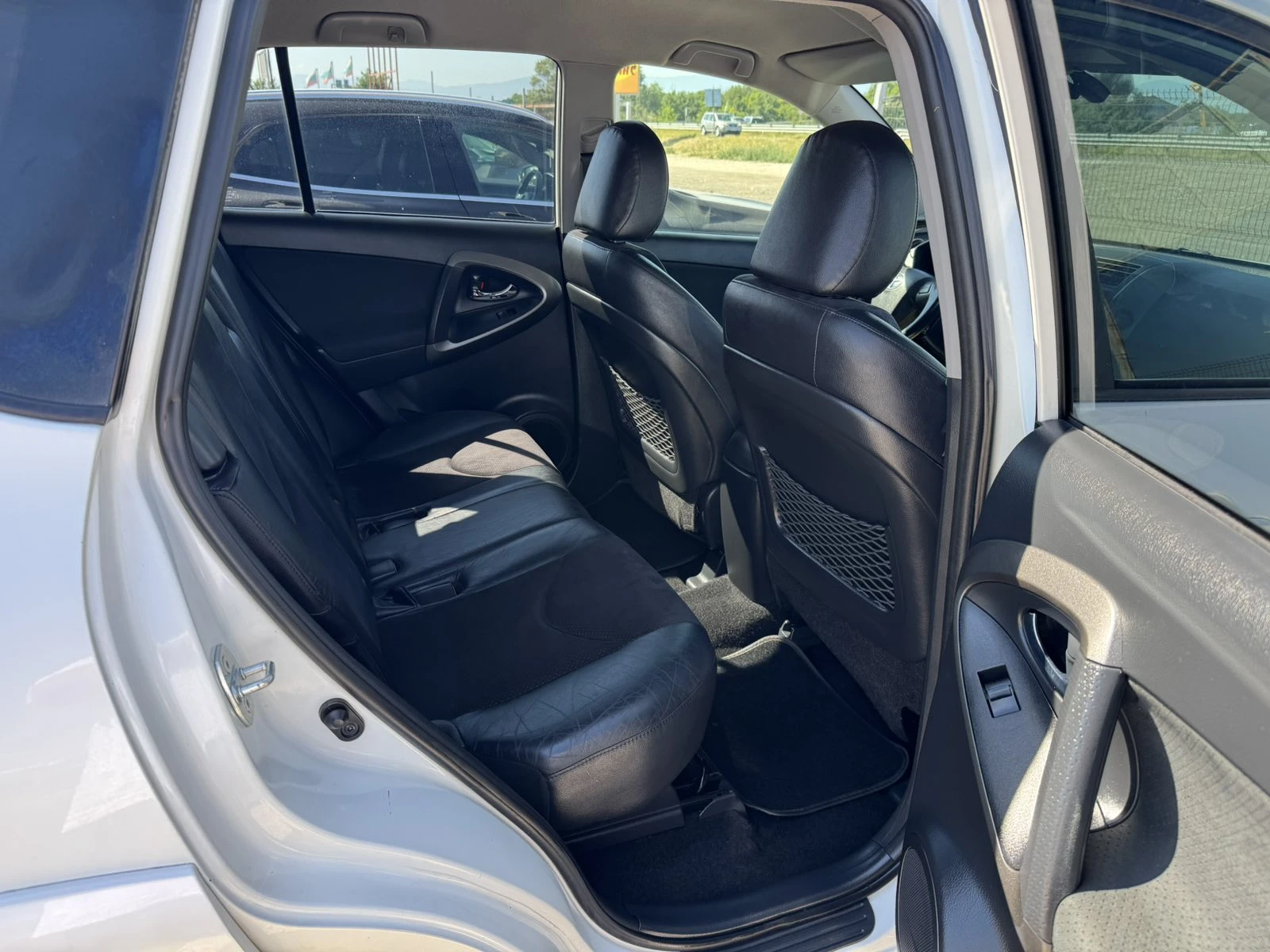 Toyota Rav4 2.2d4d 4x4 | Mobile.bg � ����������� 15
