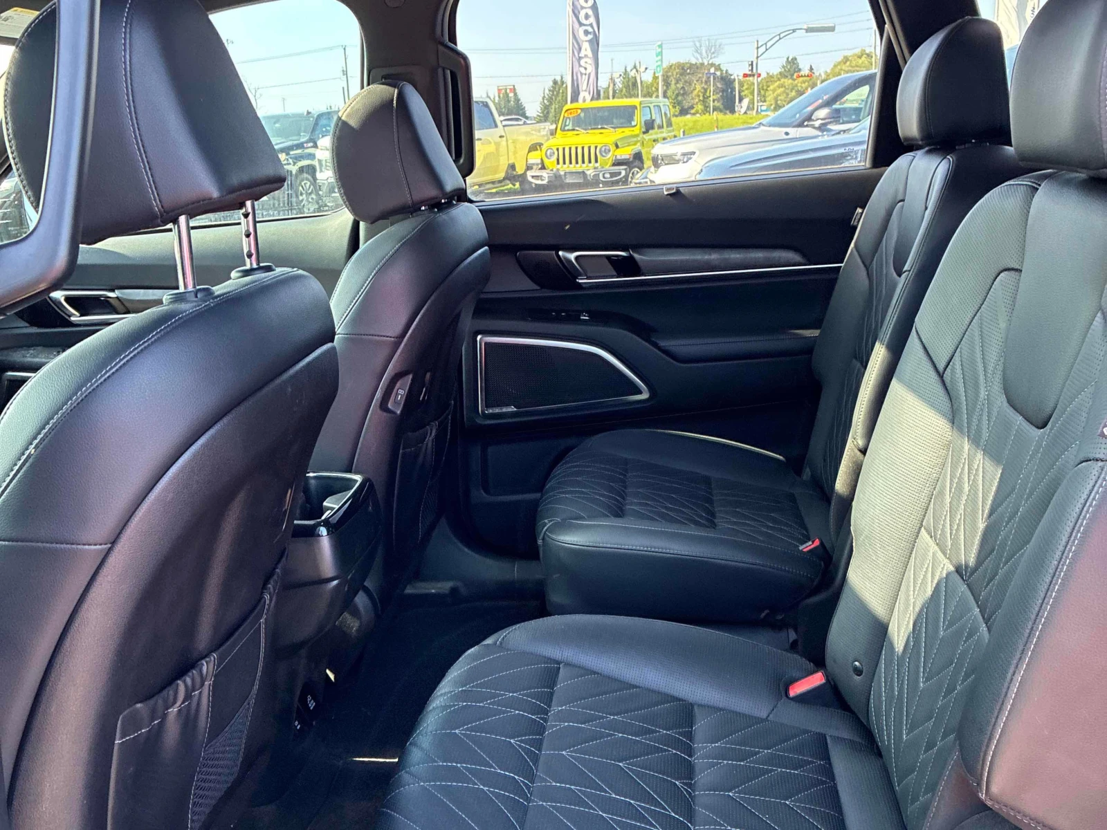 Kia Telluride AWD  CARFAX, снимка 16 - Автомобили и джипове - 56046262