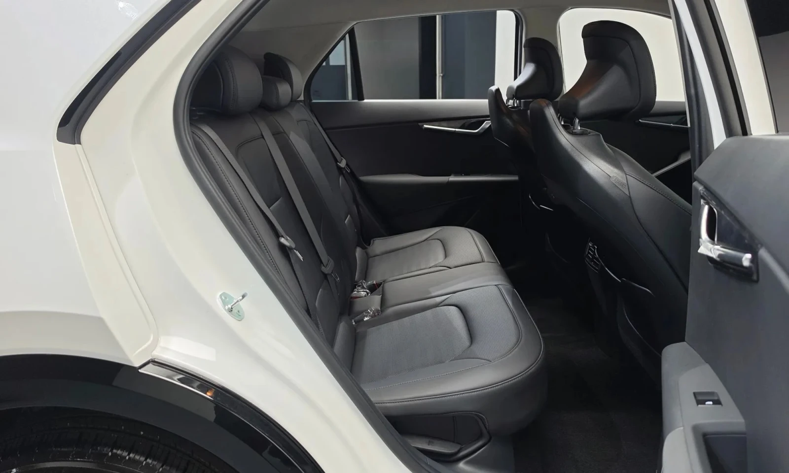 Kia Niro, снимка 7 - Автомобили и джипове - 56724292