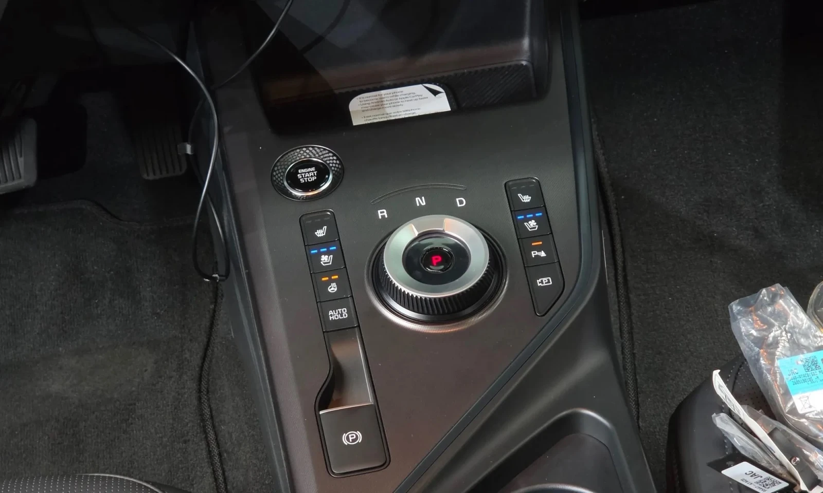 Kia Niro, снимка 11 - Автомобили и джипове - 56724292