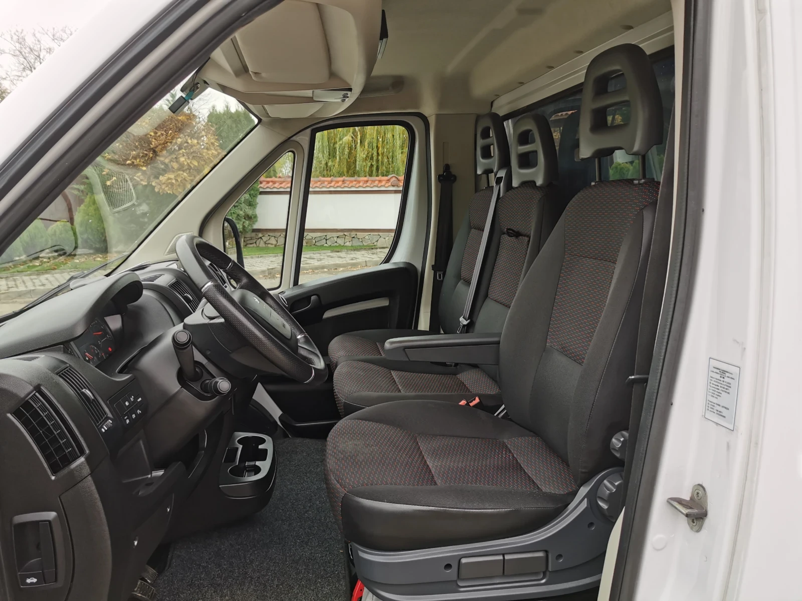 Peugeot Boxer 2, 2 HDI - изображение 9