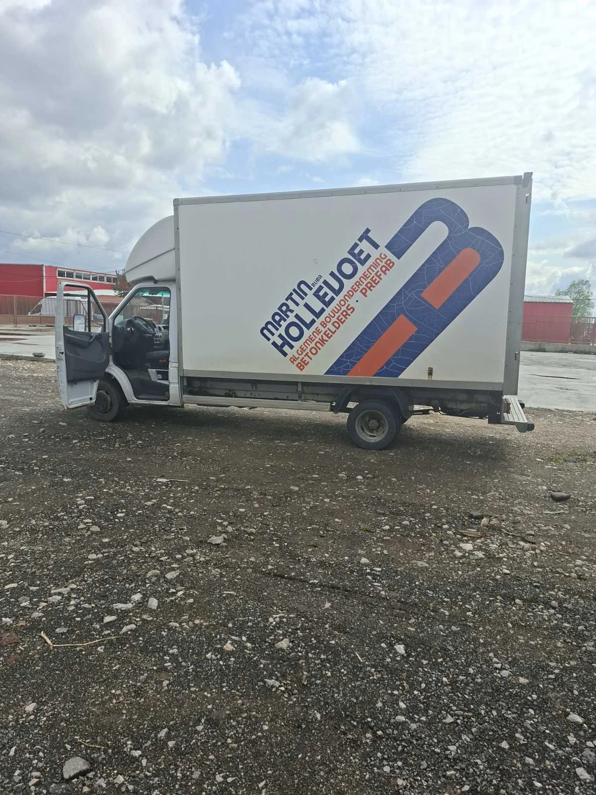 Mercedes-Benz Sprinter 411, снимка 4 - Бусове и автобуси - 54282135