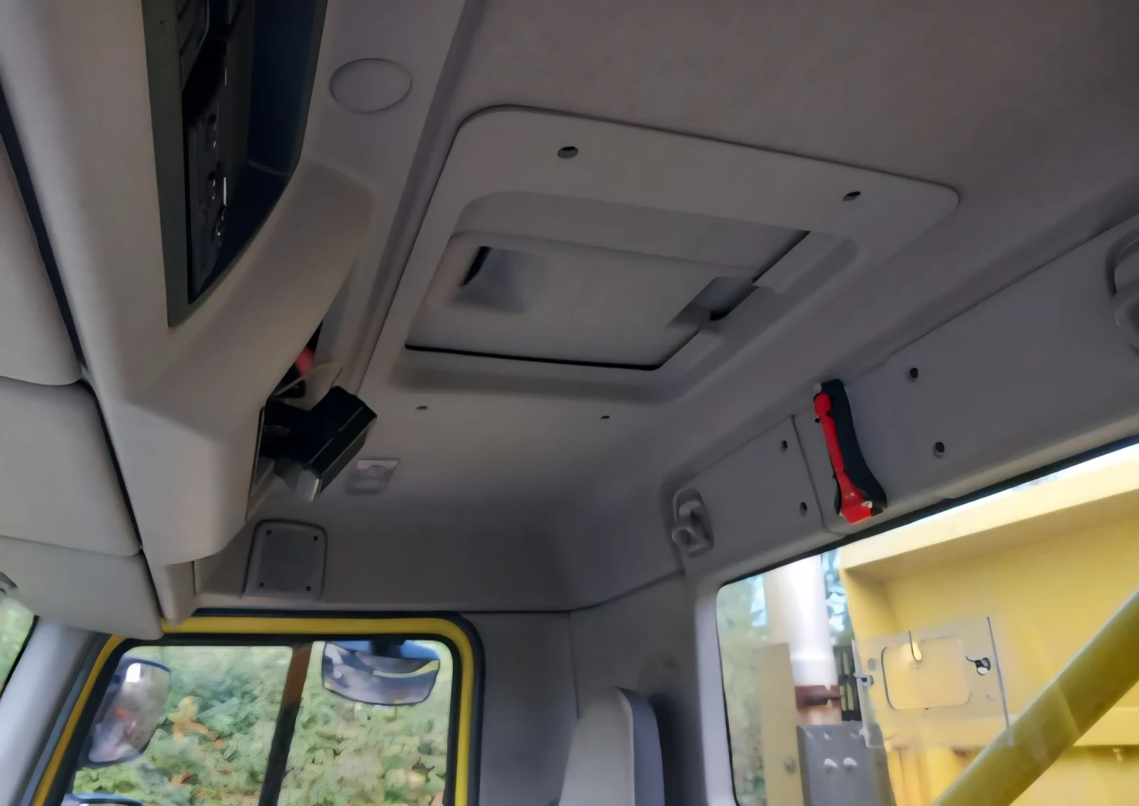 Renault Kerax 370DXI самосвал снегорин 4х4  - изображение 6