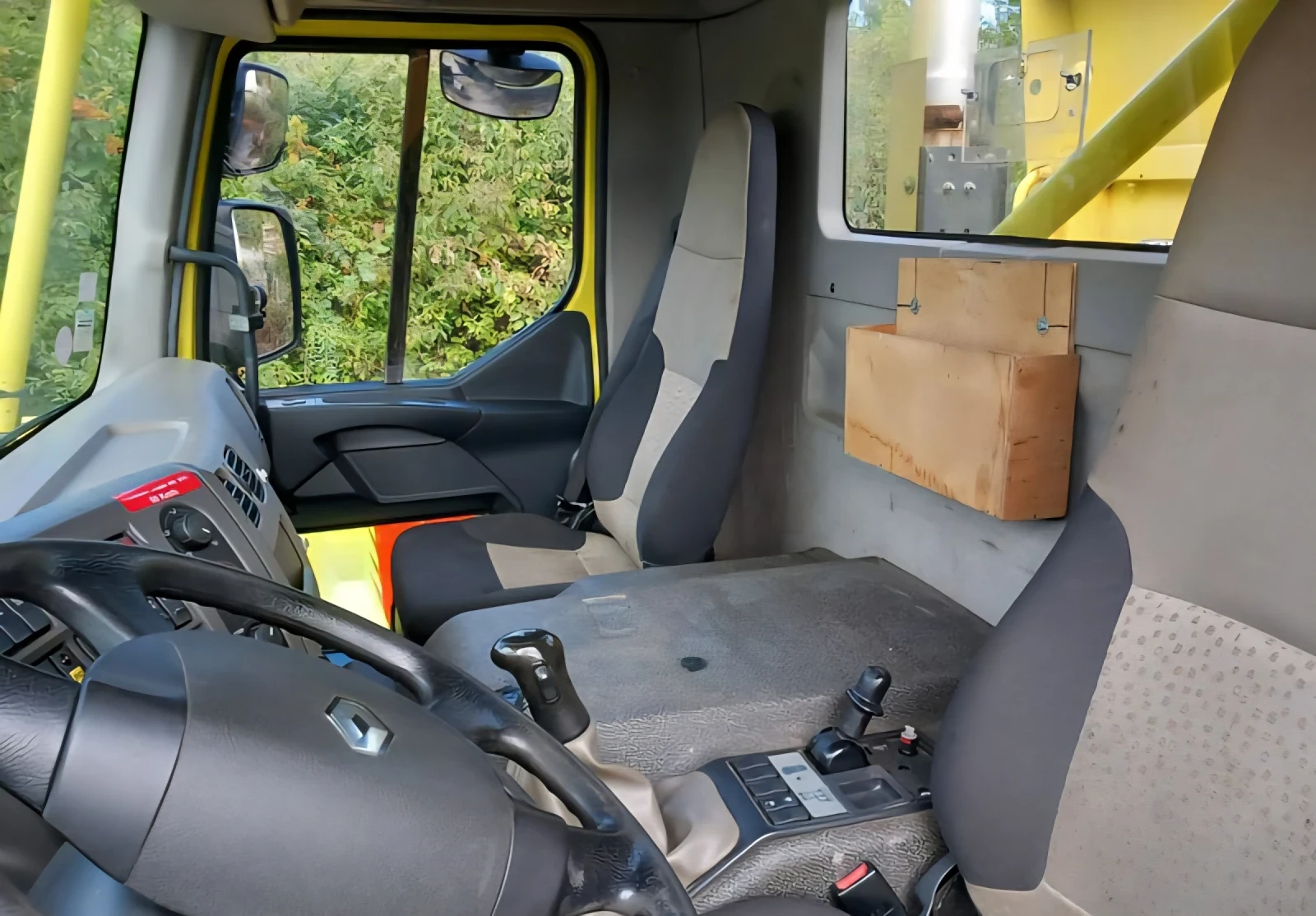 Renault Kerax 370DXI самосвал снегорин 4х4  - изображение 5