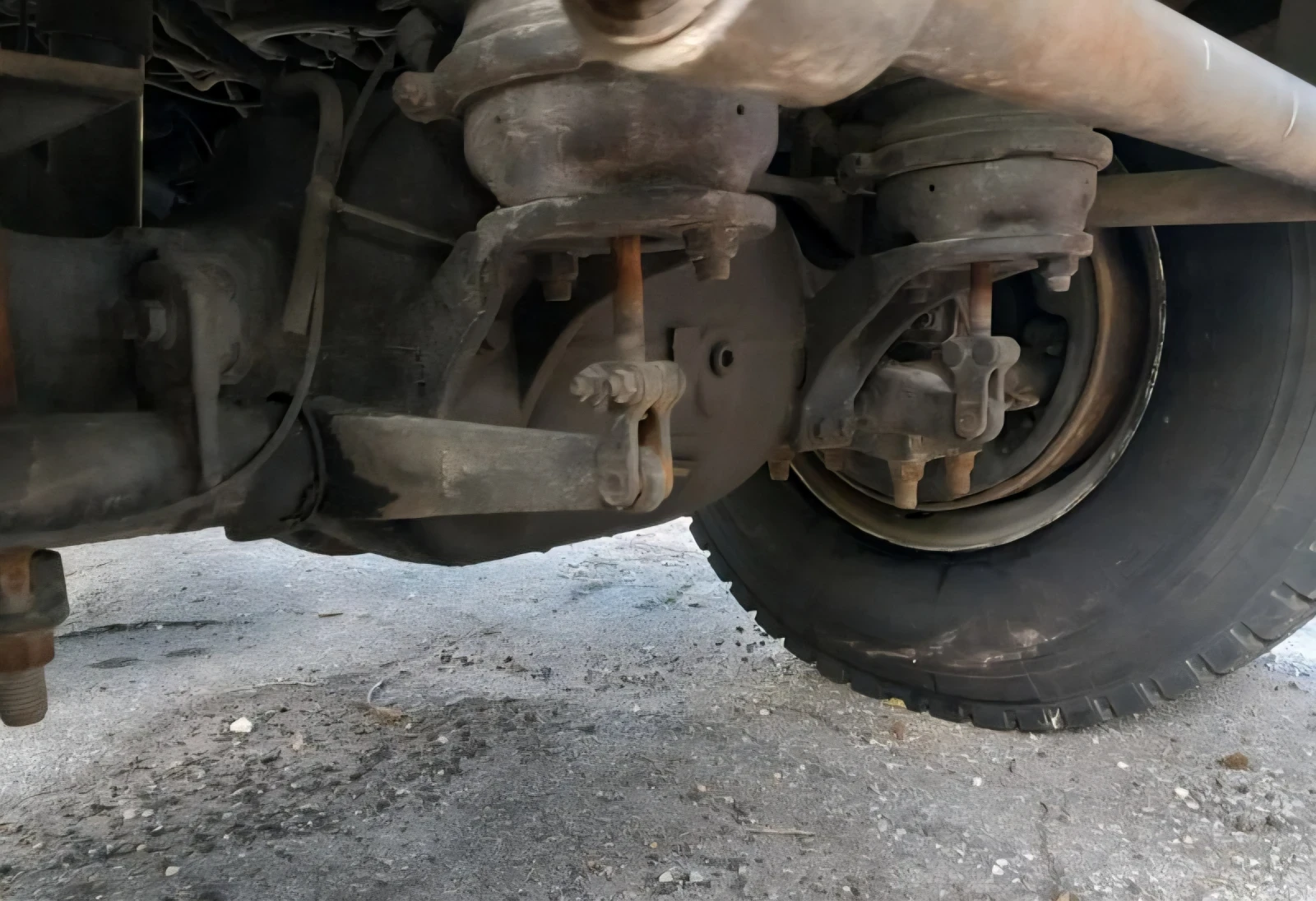 Renault Kerax 370DXI самосвал снегорин 4х4  - изображение 8