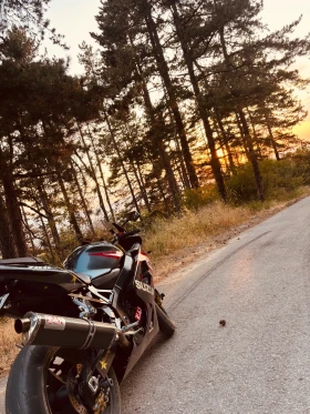 Suzuki Gsxr, снимка 1