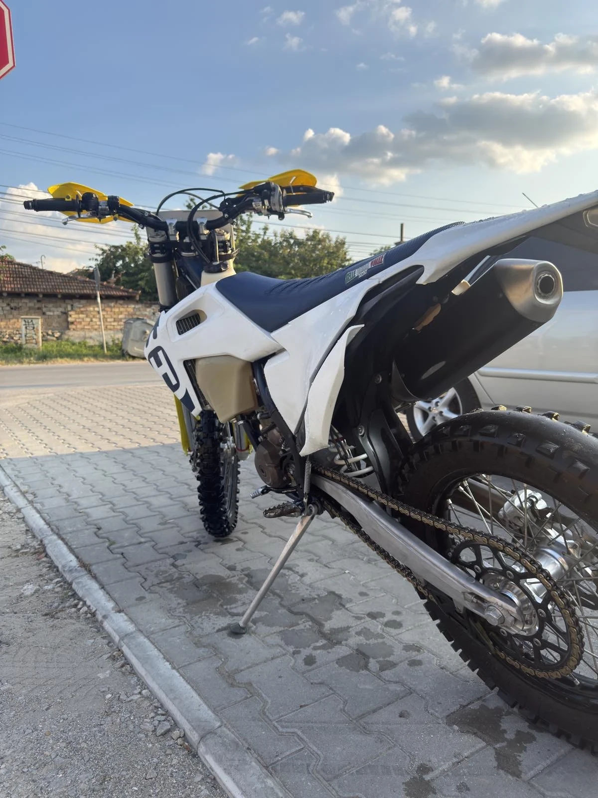 Husqvarna FE Регистриран, обслужен и сервизиран на 94 мото часа, снимка 6 - Мотоциклети и мототехника - 54814071