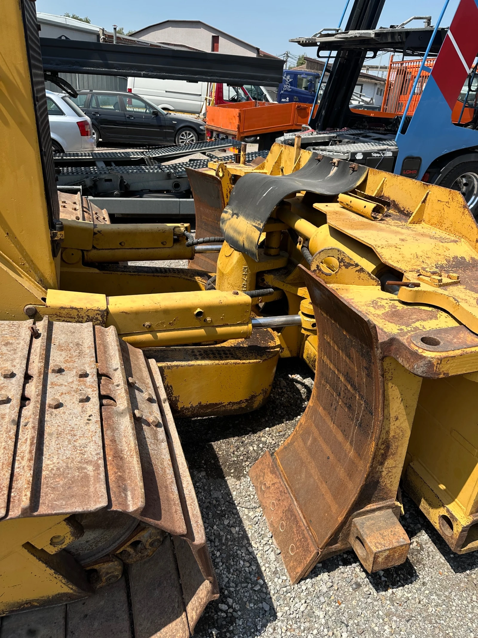 Булдозер Cat D6M - изображение 7