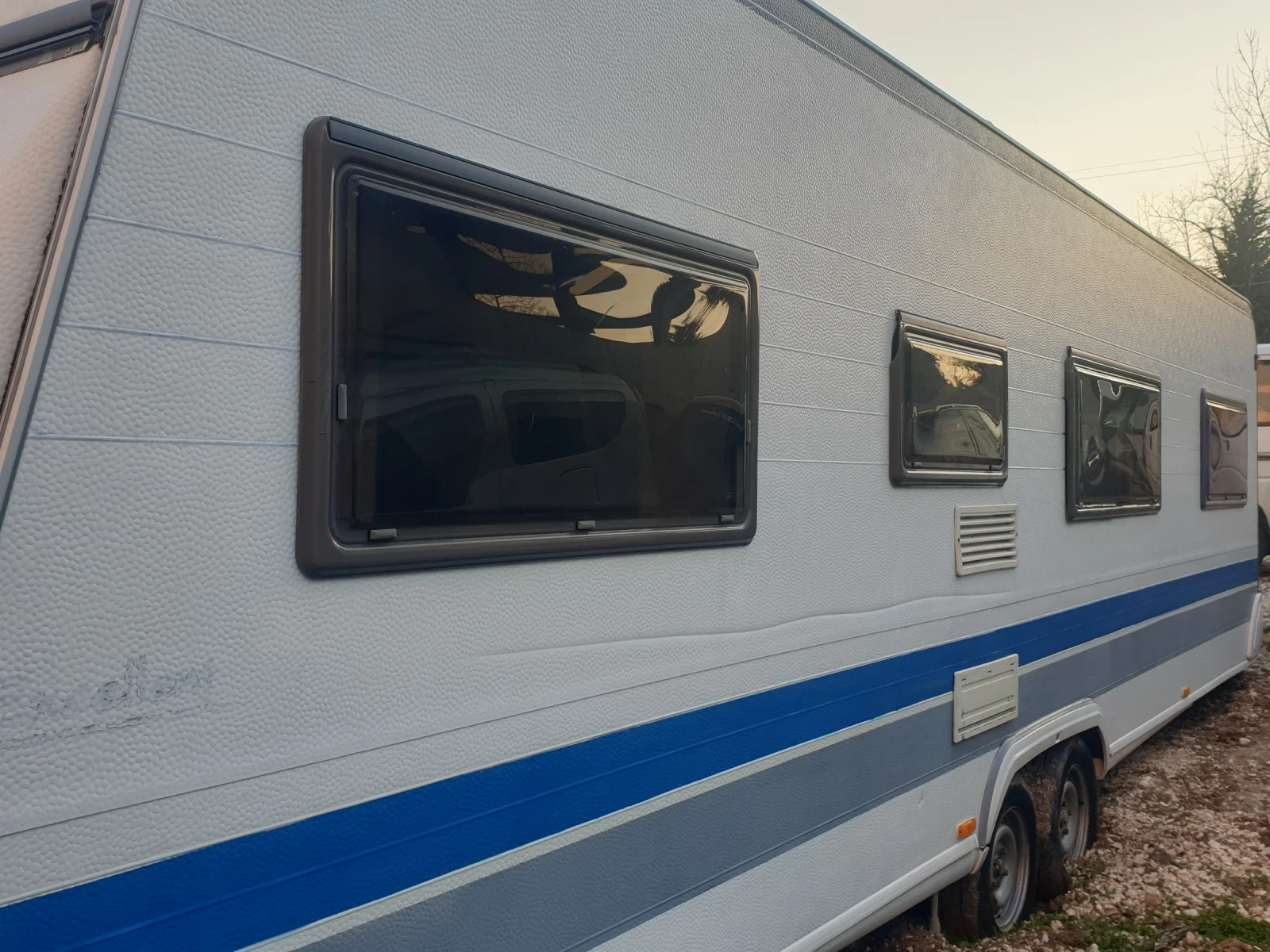 �������� Hobby 2002 | Mobile.bg � ����������� 14