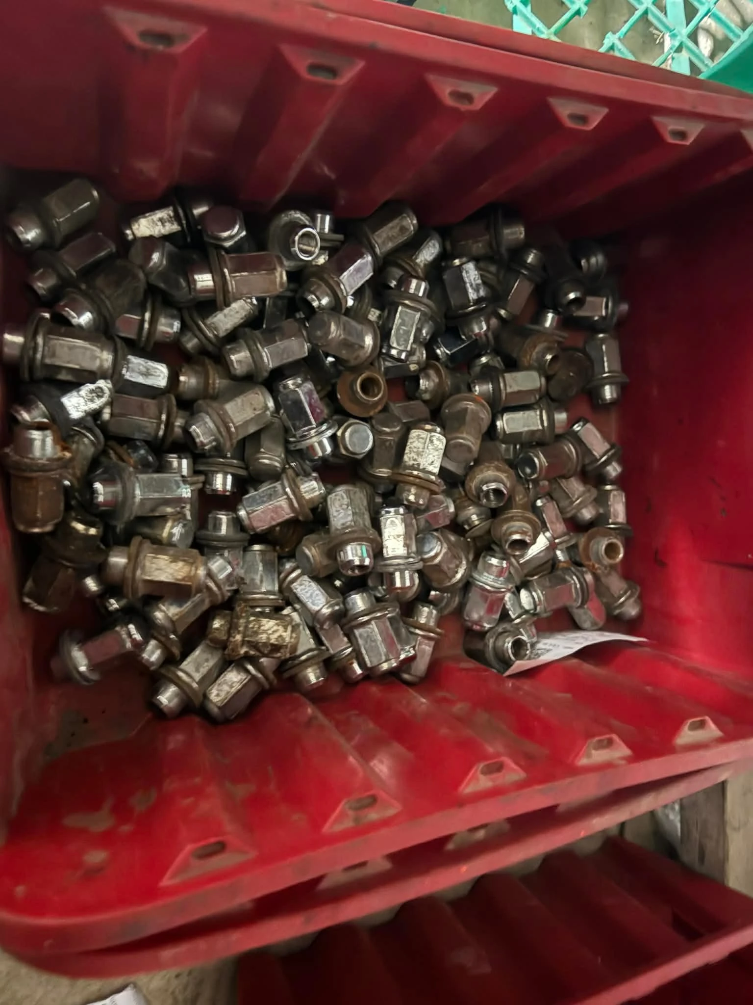 20 броя къси и дълги гайки за джанти за Toyota