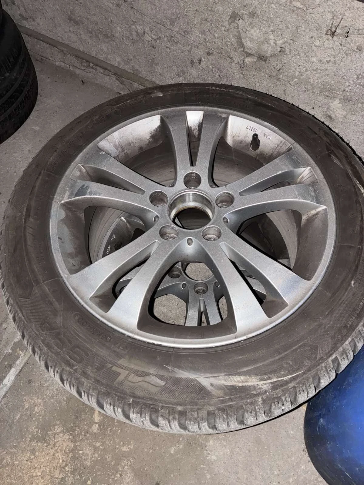 Гуми с джанти Lassa 205/55R16, снимка 2 - Гуми и джанти - 55247593