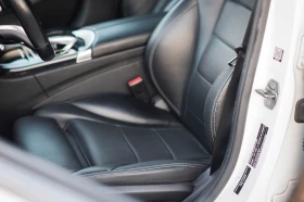 Mercedes-Benz C 220 4Matic AMG / Digital Cockpit, снимка 11