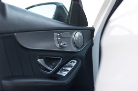 Mercedes-Benz C 220 4Matic AMG / Digital Cockpit, снимка 12