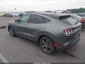 Ford Mustang Mach-E Select AWD, снимка 3