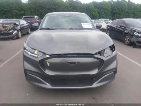 Ford Mustang Mach-E Select AWD, снимка 5